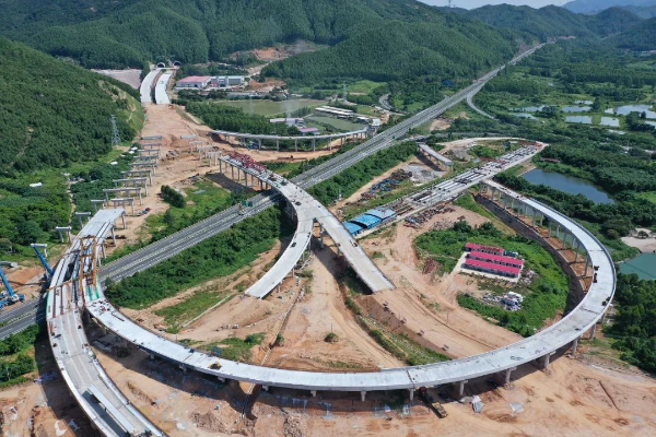 202307银洲湖高速崖南枢纽立交.jpg